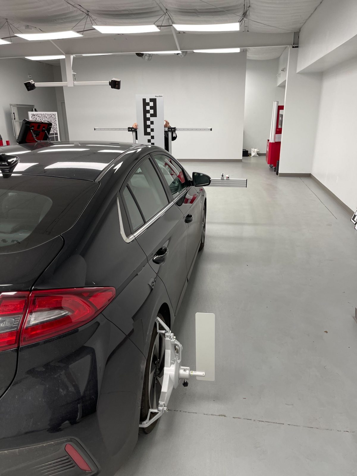 Low Cost Auto Glass Modesto, CA Windshield Replacement and Auto